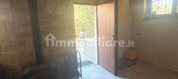 Дом с 4 спальнями в Гаджано, Италия № 264592 18