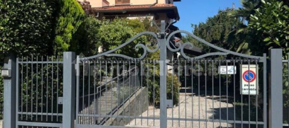 Дом с 4 спальнями в Гаджано, Италия № 264592 5