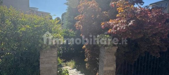 Дом с 4 спальнями в Гаджано, Италия № 264592 2