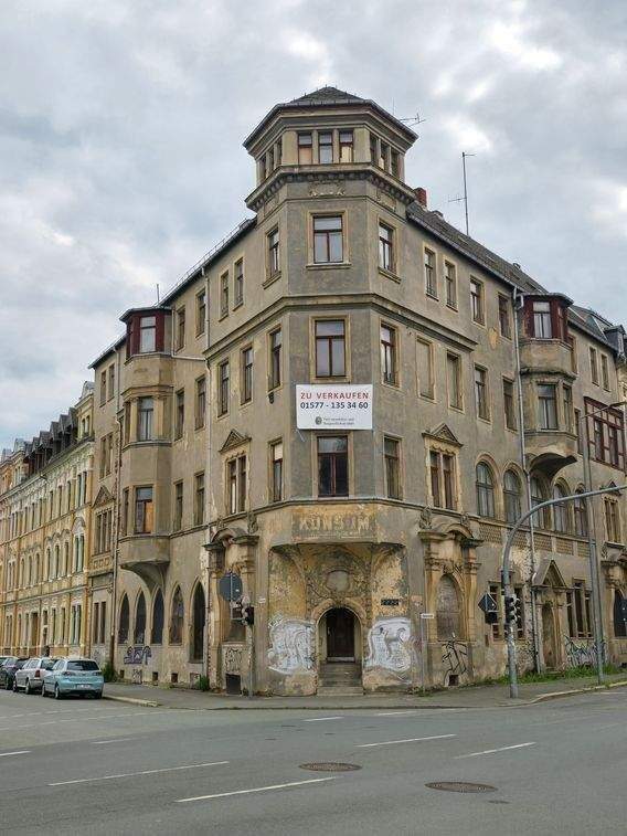 Здание 1350м² в Plauen, Германия № 300334