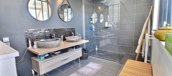 4 bedrooms House in La Balme-de-Sillingy, France No. 201074 8