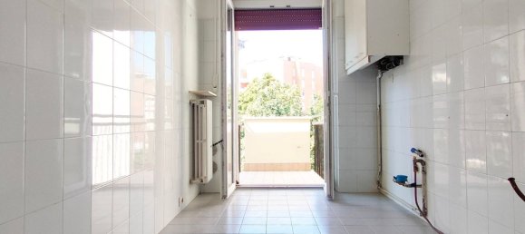 Квартира с 3 спальнями в Пигаццано, Италия № 325548 5