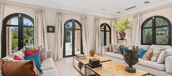 5 Schlafzimmer Gewerbliche Immobilie in Mougins, France, Nr. 38239 4