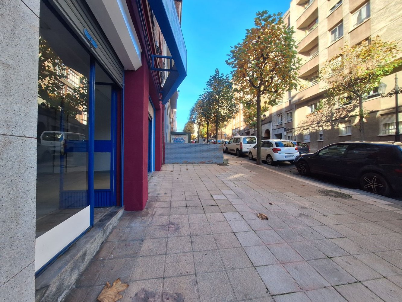 Коммерческая недвижимость 74м² в Овьедо, Испания № 228913