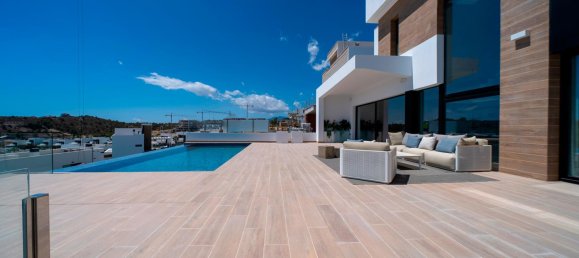 4 bedrooms Villa in Finestrat, Spain No. 12305 9