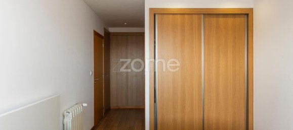 2 bedrooms Apartment in Porto, Portugal No. 92448 15