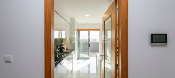 2 bedrooms Apartment in Porto, Portugal No. 92448 19