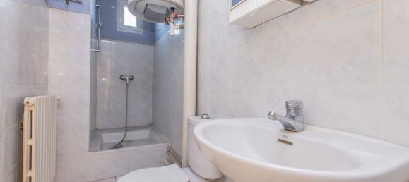 1 bedroom Apartment in Romainville, France No. 192616 8