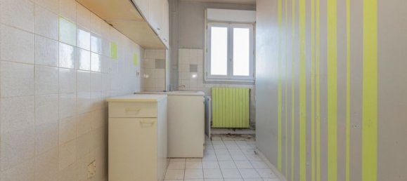 1 bedroom Apartment in Romainville, France No. 192616 11