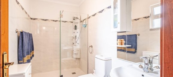 Casa de 3 dormitorios en Funchal, Portugal No. 133952 27