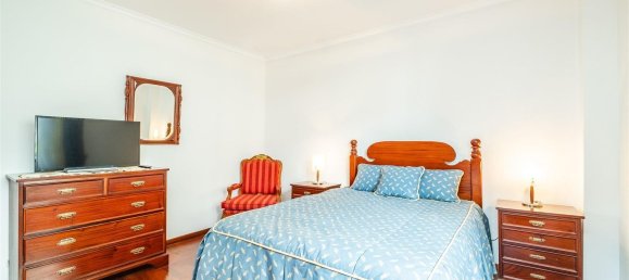 Casa de 3 dormitorios en Funchal, Portugal No. 133952 2