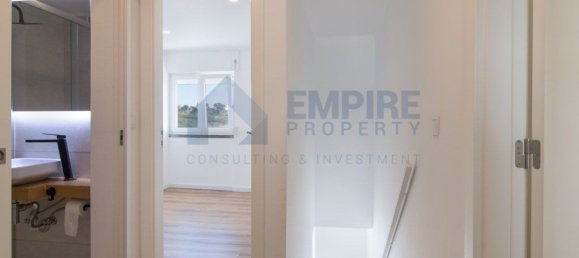 3 bedrooms Duplex in Lisbon, Portugal No. 96593 10