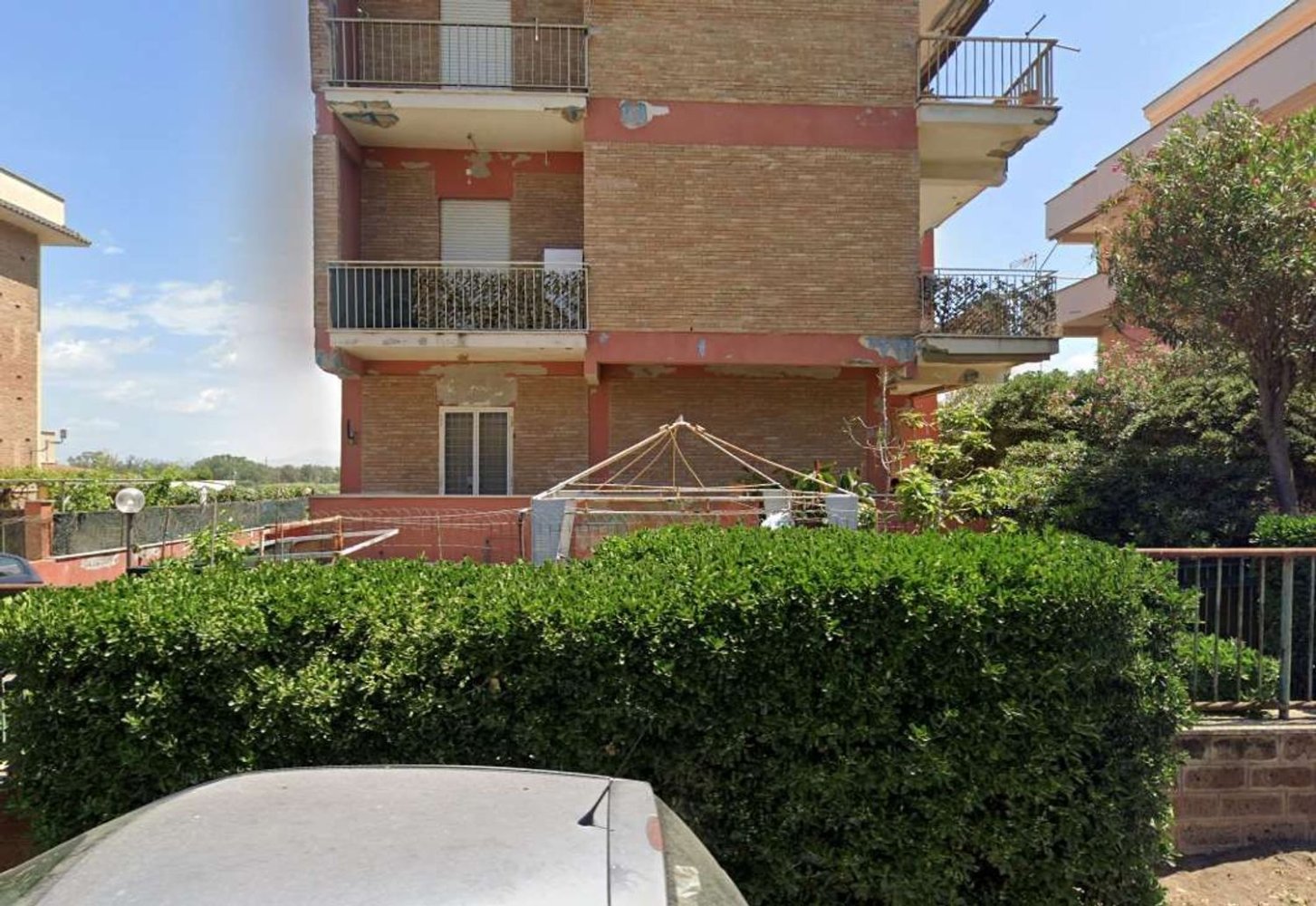 Квартира с 5 комнатами в Ардеа, Италия № 202056