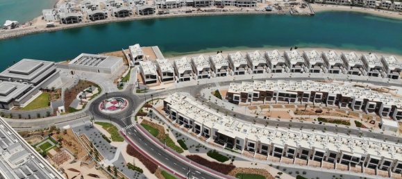 4 bedrooms Villa in Mina Al Arab, UAE No. 12453 10