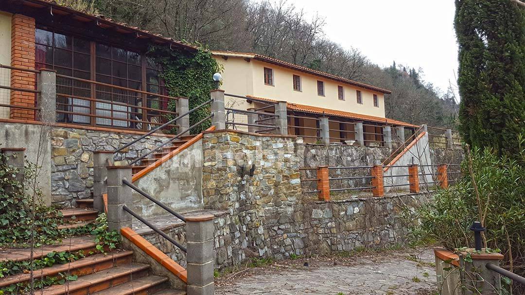 5 rooms Hotel in Castelfranco Piandiscò, Italy No. 298192