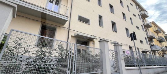 4 rooms Apartment in Bologna, Italy No. 191356 31