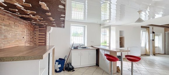 1 bedroom House in Hommes, France No. 62608 4