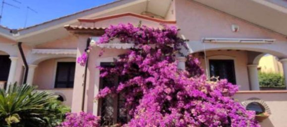 Дом с 5 комнатами в Ардеа, Италия № 12462 7