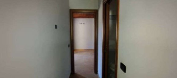 Дом с 5 комнатами в Ардеа, Италия № 12462 14