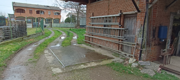 9 rooms Office in Ivrea, Italy No. 251765 4