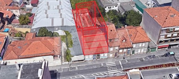 4 Schlafzimmer Haus in Sao Mamede de Infesta, Portugal, Nr. 133672 15