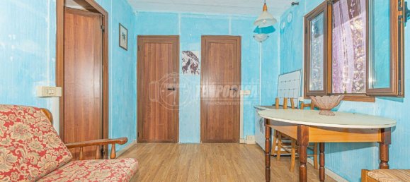 9 rooms House in Giaveno, Italy No. 174982 3