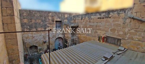 Armazém em Qormi, Malta N.º 13463 6