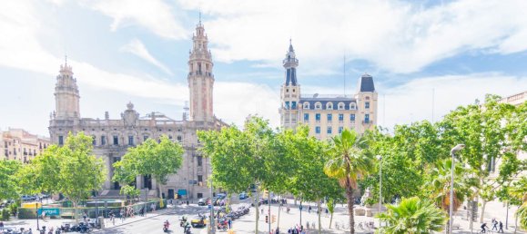 Ático de 3 dormitorios en Ciudad Vieja, Spain No. 169084 9