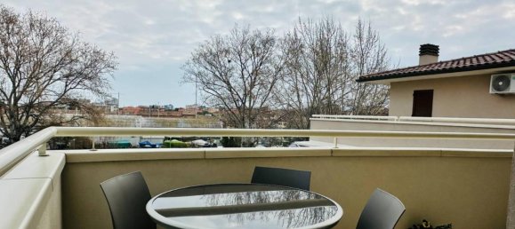 3 rooms Apartment in Pesaro, Italy No. 33093 2