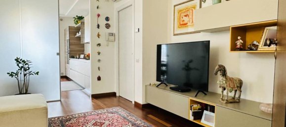 3 rooms Apartment in Pesaro, Italy No. 33093 9