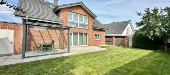 Casa de 3 dormitorios en Grevenbroich, Germany No. 232372 5