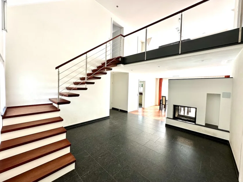 Casa de 3 dormitorios en Grevenbroich, Germany No. 232372