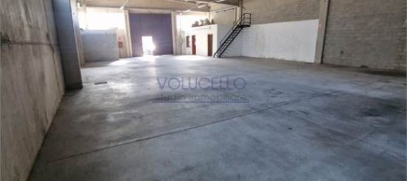 2 rooms Warehouse in Senna Comasco, Italy No. 374144 13