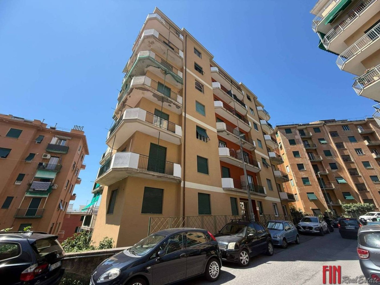 Квартира с 3 спальнями в Генуя, Италия № 352433