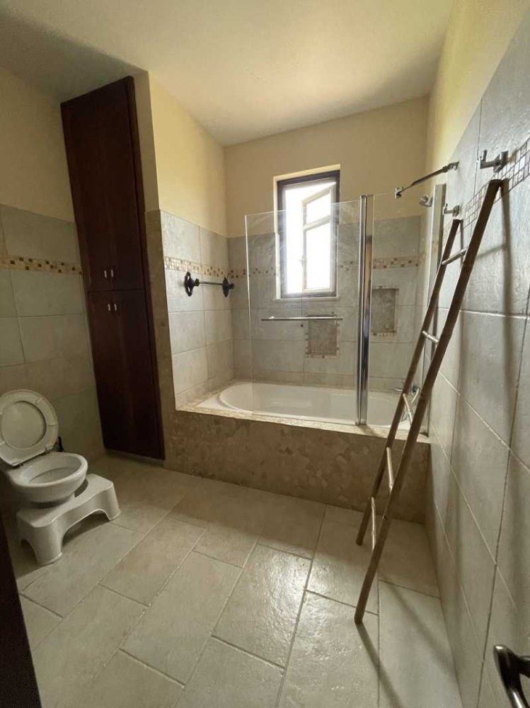 4 bedrooms Villa in Episkopi, Cyprus No. 15788