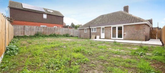 2 bedrooms Bungalow in Kennington, United Kingdom No. 10754 10