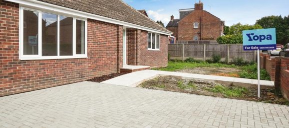 2 bedrooms Bungalow in Kennington, United Kingdom No. 10754 14