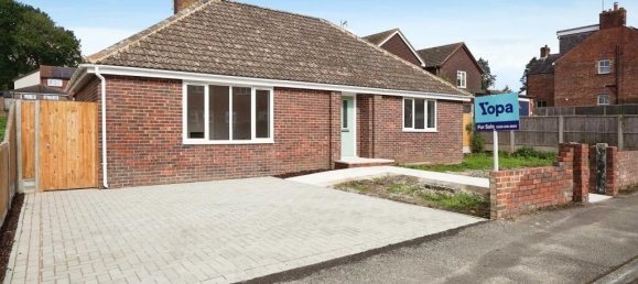 2 bedrooms Bungalow in Kennington, United Kingdom No. 10754 11