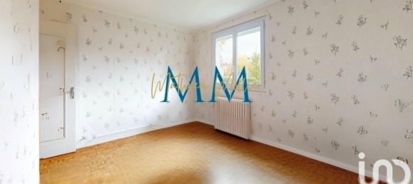 4 bedrooms House in Chartres, France No. 52766 23