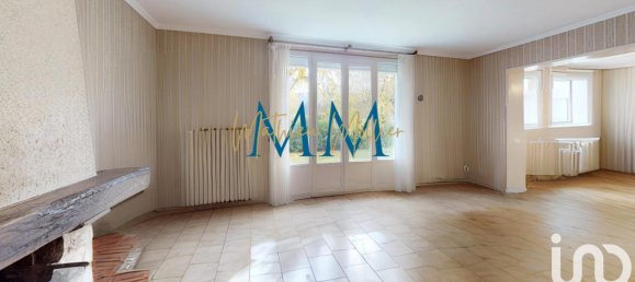 4 bedrooms House in Chartres, France No. 52766 30