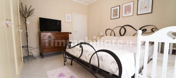 Casa de 2 dormitorios en Monsummano Terme, Italy No. 266051 13