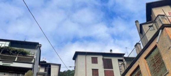 9 rooms House in Pedesina, Italy No. 109351 2