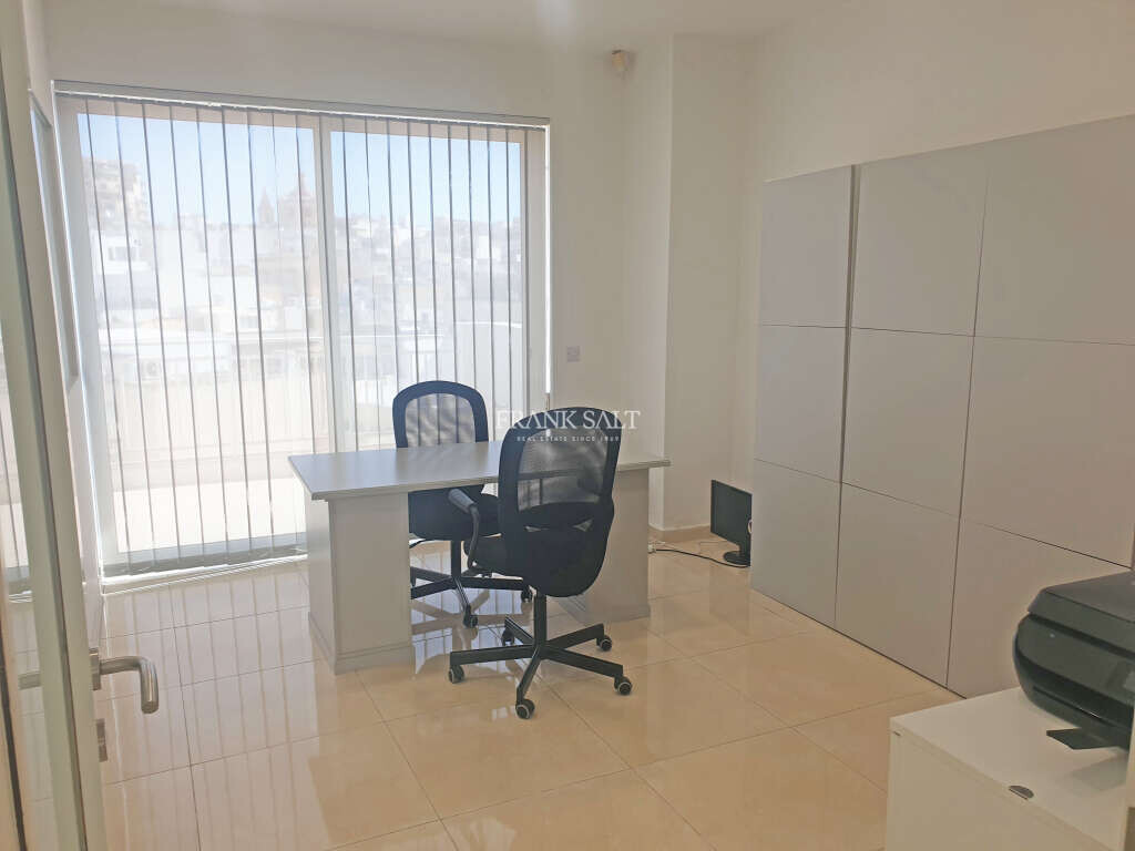 Офис 85м² в Слима, Мальта № 12876
