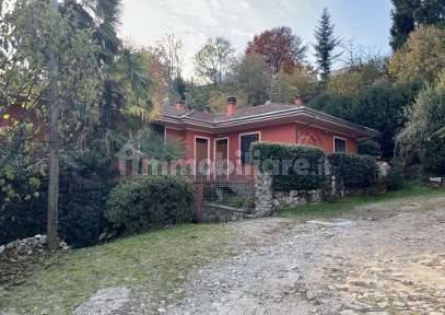 3 bedrooms Villa in San Maurizio d'Opaglio, Italy No. 202387