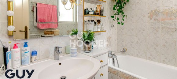 2 bedrooms Apartment in Clamart, France No. 181977 7