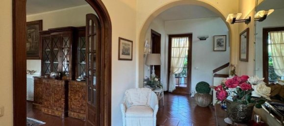 3 Schlafzimmer Villa in Forte dei Marmi, Italy, Nr. 116988 9