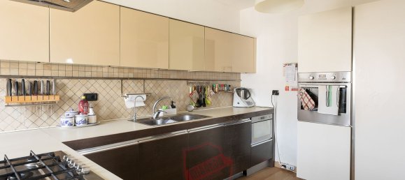 Дуплекс с 5 комнатами в Корреццана, Италия № 224475 9