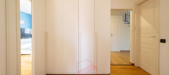 Дуплекс с 5 комнатами в Корреццана, Италия № 224475 16