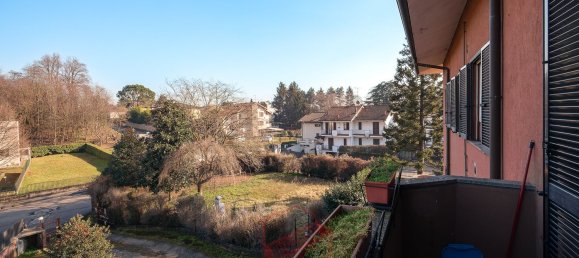 Дуплекс с 5 комнатами в Корреццана, Италия № 224475 12