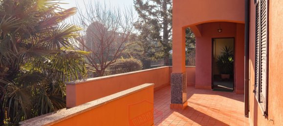 Дуплекс с 5 комнатами в Корреццана, Италия № 224475 31